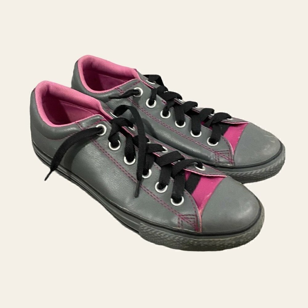 Converse Girls Sneakers Lace Up Gray Purple Junior Size 5 Low Top
